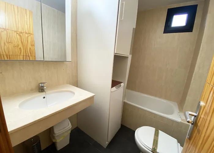 Montegorbea Con Parking Nevadahome Apartman *